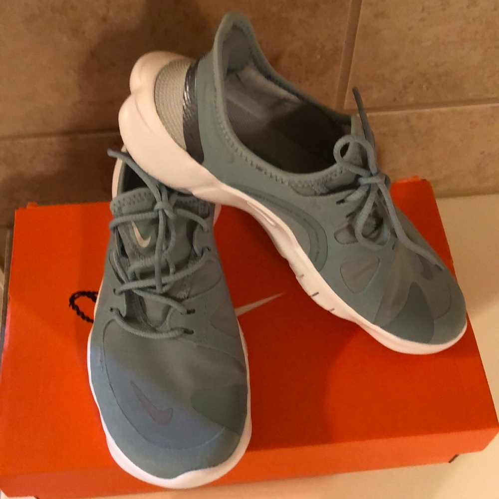 Nike women’s shoes